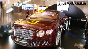 [P02] prin aeroportul din Doha » foto by robert
 - 
<span class="allrVoted glyphicon glyphicon-heart hidden" id="av672369"></span>
<a class="m-l-10 hidden" id="sv672369" onclick="voting_Foto_DelVot(,672369,2393)" role="button">șterge vot <span class="glyphicon glyphicon-remove"></span></a>
<a id="v9672369" class=" c-red"  onclick="voting_Foto_SetVot(672369)" role="button"><span class="glyphicon glyphicon-heart-empty"></span> <b>LIKE</b> = Votează poza</a> <img class="hidden"  id="f672369W9" src="/imagini/loader.gif" border="0" /><span class="AjErrMes hidden" id="e672369ErM"></span>