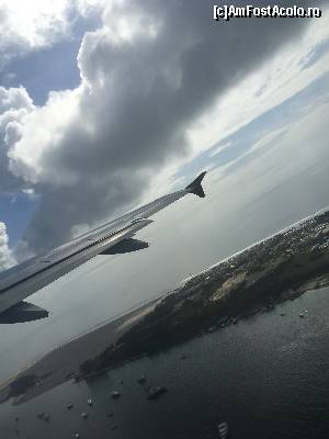 [P33] Maldive vazut din avion » foto by robert
 - 
<span class="allrVoted glyphicon glyphicon-heart hidden" id="av672400"></span>
<a class="m-l-10 hidden" id="sv672400" onclick="voting_Foto_DelVot(,672400,2393)" role="button">șterge vot <span class="glyphicon glyphicon-remove"></span></a>
<a id="v9672400" class=" c-red"  onclick="voting_Foto_SetVot(672400)" role="button"><span class="glyphicon glyphicon-heart-empty"></span> <b>LIKE</b> = Votează poza</a> <img class="hidden"  id="f672400W9" src="/imagini/loader.gif" border="0" /><span class="AjErrMes hidden" id="e672400ErM"></span>