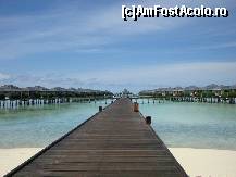 [P02] Water Bungalow - urile resortului » foto by Dora Moldovan
 - 
<span class="allrVoted glyphicon glyphicon-heart hidden" id="av46055"></span>
<a class="m-l-10 hidden" id="sv46055" onclick="voting_Foto_DelVot(,46055,2393)" role="button">șterge vot <span class="glyphicon glyphicon-remove"></span></a>
<a id="v946055" class=" c-red"  onclick="voting_Foto_SetVot(46055)" role="button"><span class="glyphicon glyphicon-heart-empty"></span> <b>LIKE</b> = Votează poza</a> <img class="hidden"  id="f46055W9" src="/imagini/loader.gif" border="0" /><span class="AjErrMes hidden" id="e46055ErM"></span>