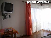 [P06] În dreapta este ieşirea spre terasă, Pensiunea Horizont, Odorheiu Secuiesc » foto by krondia*
 - 
<span class="allrVoted glyphicon glyphicon-heart hidden" id="av203728"></span>
<a class="m-l-10 hidden" id="sv203728" onclick="voting_Foto_DelVot(,203728,2402)" role="button">șterge vot <span class="glyphicon glyphicon-remove"></span></a>
<a id="v9203728" class=" c-red"  onclick="voting_Foto_SetVot(203728)" role="button"><span class="glyphicon glyphicon-heart-empty"></span> <b>LIKE</b> = Votează poza</a> <img class="hidden"  id="f203728W9" src="/imagini/loader.gif" border="0" /><span class="AjErrMes hidden" id="e203728ErM"></span>
