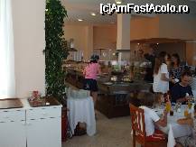 [P09] Acesta este singurul loc cu mancare din restaurant...(maxim 10 feluri de mancare) » foto by corinne
 - 
<span class="allrVoted glyphicon glyphicon-heart hidden" id="av42966"></span>
<a class="m-l-10 hidden" id="sv42966" onclick="voting_Foto_DelVot(,42966,2406)" role="button">șterge vot <span class="glyphicon glyphicon-remove"></span></a>
<a id="v942966" class=" c-red"  onclick="voting_Foto_SetVot(42966)" role="button"><span class="glyphicon glyphicon-heart-empty"></span> <b>LIKE</b> = Votează poza</a> <img class="hidden"  id="f42966W9" src="/imagini/loader.gif" border="0" /><span class="AjErrMes hidden" id="e42966ErM"></span>