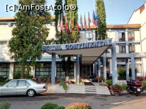 [P01] INTRARE HOTEL » foto by ile57b
 - 
<span class="allrVoted glyphicon glyphicon-heart hidden" id="av1290355"></span>
<a class="m-l-10 hidden" id="sv1290355" onclick="voting_Foto_DelVot(,1290355,2423)" role="button">șterge vot <span class="glyphicon glyphicon-remove"></span></a>
<a id="v91290355" class=" c-red"  onclick="voting_Foto_SetVot(1290355)" role="button"><span class="glyphicon glyphicon-heart-empty"></span> <b>LIKE</b> = Votează poza</a> <img class="hidden"  id="f1290355W9" src="/imagini/loader.gif" border="0" /><span class="AjErrMes hidden" id="e1290355ErM"></span>