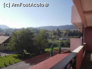 [P05] Vedere de la balconul camerei » foto by tempesta55
 - 
<span class="allrVoted glyphicon glyphicon-heart hidden" id="av855365"></span>
<a class="m-l-10 hidden" id="sv855365" onclick="voting_Foto_DelVot(,855365,2426)" role="button">șterge vot <span class="glyphicon glyphicon-remove"></span></a>
<a id="v9855365" class=" c-red"  onclick="voting_Foto_SetVot(855365)" role="button"><span class="glyphicon glyphicon-heart-empty"></span> <b>LIKE</b> = Votează poza</a> <img class="hidden"  id="f855365W9" src="/imagini/loader.gif" border="0" /><span class="AjErrMes hidden" id="e855365ErM"></span>