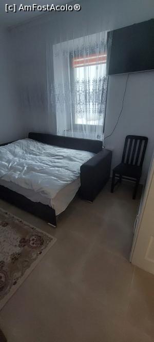 [P23] Canapeaua din apartamentul 2 » foto by cris1982
 - 
<span class="allrVoted glyphicon glyphicon-heart hidden" id="av1355291"></span>
<a class="m-l-10 hidden" id="sv1355291" onclick="voting_Foto_DelVot(,1355291,2429)" role="button">șterge vot <span class="glyphicon glyphicon-remove"></span></a>
<a id="v91355291" class=" c-red"  onclick="voting_Foto_SetVot(1355291)" role="button"><span class="glyphicon glyphicon-heart-empty"></span> <b>LIKE</b> = Votează poza</a> <img class="hidden"  id="f1355291W9" src="/imagini/loader.gif" border="0" /><span class="AjErrMes hidden" id="e1355291ErM"></span>