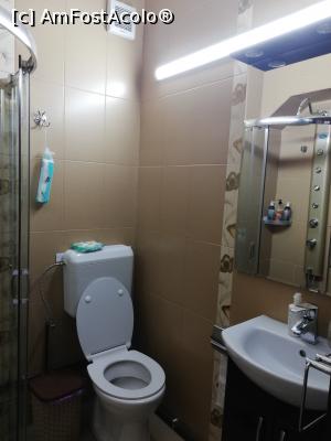 [P04] Baia apartamentul 1 » foto by cris1982
 - 
<span class="allrVoted glyphicon glyphicon-heart hidden" id="av1355272"></span>
<a class="m-l-10 hidden" id="sv1355272" onclick="voting_Foto_DelVot(,1355272,2429)" role="button">șterge vot <span class="glyphicon glyphicon-remove"></span></a>
<a id="v91355272" class=" c-red"  onclick="voting_Foto_SetVot(1355272)" role="button"><span class="glyphicon glyphicon-heart-empty"></span> <b>LIKE</b> = Votează poza</a> <img class="hidden"  id="f1355272W9" src="/imagini/loader.gif" border="0" /><span class="AjErrMes hidden" id="e1355272ErM"></span>