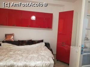 [P09] Canapea extensibilă din bucătăria-living a apartamentului 1 » foto by cris1982
 - 
<span class="allrVoted glyphicon glyphicon-heart hidden" id="av1355277"></span>
<a class="m-l-10 hidden" id="sv1355277" onclick="voting_Foto_DelVot(,1355277,2429)" role="button">șterge vot <span class="glyphicon glyphicon-remove"></span></a>
<a id="v91355277" class=" c-red"  onclick="voting_Foto_SetVot(1355277)" role="button"><span class="glyphicon glyphicon-heart-empty"></span> <b>LIKE</b> = Votează poza</a> <img class="hidden"  id="f1355277W9" src="/imagini/loader.gif" border="0" /><span class="AjErrMes hidden" id="e1355277ErM"></span>