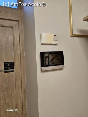 [P10] Usa de la întrare cu videointerfon » foto by kmy
 - 
<span class="allrVoted glyphicon glyphicon-heart hidden" id="av1398238"></span>
<a class="m-l-10 hidden" id="sv1398238" onclick="voting_Foto_DelVot(,1398238,2429)" role="button">șterge vot <span class="glyphicon glyphicon-remove"></span></a>
<a id="v91398238" class=" c-red"  onclick="voting_Foto_SetVot(1398238)" role="button"><span class="glyphicon glyphicon-heart-empty"></span> <b>LIKE</b> = Votează poza</a> <img class="hidden"  id="f1398238W9" src="/imagini/loader.gif" border="0" /><span class="AjErrMes hidden" id="e1398238ErM"></span>