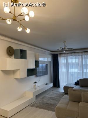 [P04] Apartament Coquette Brasov.Livingul. » foto by Floria
 - 
<span class="allrVoted glyphicon glyphicon-heart hidden" id="av1484961"></span>
<a class="m-l-10 hidden" id="sv1484961" onclick="voting_Foto_DelVot(,1484961,2429)" role="button">șterge vot <span class="glyphicon glyphicon-remove"></span></a>
<a id="v91484961" class=" c-red"  onclick="voting_Foto_SetVot(1484961)" role="button"><span class="glyphicon glyphicon-heart-empty"></span> <b>LIKE</b> = Votează poza</a> <img class="hidden"  id="f1484961W9" src="/imagini/loader.gif" border="0" /><span class="AjErrMes hidden" id="e1484961ErM"></span>