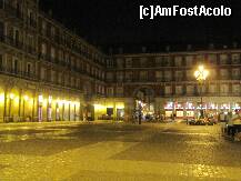 [P01] Plaza Major noaptea, cand turistii se mai imputineaza... » foto by alb1573
 - 
<span class="allrVoted glyphicon glyphicon-heart hidden" id="av118402"></span>
<a class="m-l-10 hidden" id="sv118402" onclick="voting_Foto_DelVot(,118402,2442)" role="button">șterge vot <span class="glyphicon glyphicon-remove"></span></a>
<a id="v9118402" class=" c-red"  onclick="voting_Foto_SetVot(118402)" role="button"><span class="glyphicon glyphicon-heart-empty"></span> <b>LIKE</b> = Votează poza</a> <img class="hidden"  id="f118402W9" src="/imagini/loader.gif" border="0" /><span class="AjErrMes hidden" id="e118402ErM"></span>