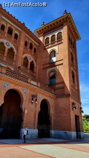 [P15] Plaza de Toros de Las Ventas » foto by k-lator
 - 
<span class="allrVoted glyphicon glyphicon-heart hidden" id="av1373676"></span>
<a class="m-l-10 hidden" id="sv1373676" onclick="voting_Foto_DelVot(,1373676,2442)" role="button">șterge vot <span class="glyphicon glyphicon-remove"></span></a>
<a id="v91373676" class=" c-red"  onclick="voting_Foto_SetVot(1373676)" role="button"><span class="glyphicon glyphicon-heart-empty"></span> <b>LIKE</b> = Votează poza</a> <img class="hidden"  id="f1373676W9" src="/imagini/loader.gif" border="0" /><span class="AjErrMes hidden" id="e1373676ErM"></span>