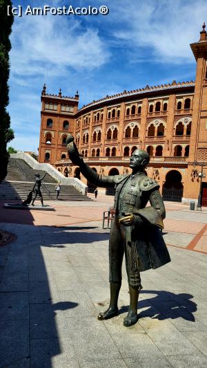 [P16] Plaza de Toros de Las Ventas - toreador » foto by k-lator
 - 
<span class="allrVoted glyphicon glyphicon-heart hidden" id="av1373677"></span>
<a class="m-l-10 hidden" id="sv1373677" onclick="voting_Foto_DelVot(,1373677,2442)" role="button">șterge vot <span class="glyphicon glyphicon-remove"></span></a>
<a id="v91373677" class=" c-red"  onclick="voting_Foto_SetVot(1373677)" role="button"><span class="glyphicon glyphicon-heart-empty"></span> <b>LIKE</b> = Votează poza</a> <img class="hidden"  id="f1373677W9" src="/imagini/loader.gif" border="0" /><span class="AjErrMes hidden" id="e1373677ErM"></span>
