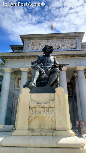 [P25] Statuia pictorului Velazquez - Muzeul Prado » foto by k-lator
 - 
<span class="allrVoted glyphicon glyphicon-heart hidden" id="av1373686"></span>
<a class="m-l-10 hidden" id="sv1373686" onclick="voting_Foto_DelVot(,1373686,2442)" role="button">șterge vot <span class="glyphicon glyphicon-remove"></span></a>
<a id="v91373686" class=" c-red"  onclick="voting_Foto_SetVot(1373686)" role="button"><span class="glyphicon glyphicon-heart-empty"></span> <b>LIKE</b> = Votează poza</a> <img class="hidden"  id="f1373686W9" src="/imagini/loader.gif" border="0" /><span class="AjErrMes hidden" id="e1373686ErM"></span>