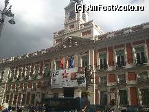 [P19] Cladirea Postei, cu ceasul din turn, de unde se transmite in direct in seara de Revelion... Plaza Fuente el Sol, epicentrul Madridului. » foto by alinaro
 - 
<span class="allrVoted glyphicon glyphicon-heart hidden" id="av328110"></span>
<a class="m-l-10 hidden" id="sv328110" onclick="voting_Foto_DelVot(,328110,2442)" role="button">șterge vot <span class="glyphicon glyphicon-remove"></span></a>
<a id="v9328110" class=" c-red"  onclick="voting_Foto_SetVot(328110)" role="button"><span class="glyphicon glyphicon-heart-empty"></span> <b>LIKE</b> = Votează poza</a> <img class="hidden"  id="f328110W9" src="/imagini/loader.gif" border="0" /><span class="AjErrMes hidden" id="e328110ErM"></span>