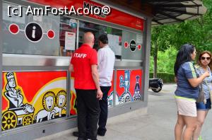[P01] Madrid City Tour - Traseul 1; Museo del Prado, toneta de la cap de linie. Ajunse aici, toate autocarele poposesc timp de câteva minute » foto by Dragoș_MD
 - 
<span class="allrVoted glyphicon glyphicon-heart hidden" id="av758617"></span>
<a class="m-l-10 hidden" id="sv758617" onclick="voting_Foto_DelVot(,758617,2442)" role="button">șterge vot <span class="glyphicon glyphicon-remove"></span></a>
<a id="v9758617" class=" c-red"  onclick="voting_Foto_SetVot(758617)" role="button"><span class="glyphicon glyphicon-heart-empty"></span> <b>LIKE</b> = Votează poza</a> <img class="hidden"  id="f758617W9" src="/imagini/loader.gif" border="0" /><span class="AjErrMes hidden" id="e758617ErM"></span>