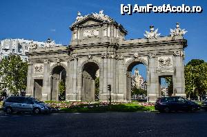 [P71] Puerta de Alcala » foto by Muffin2009*
 - 
<span class="allrVoted glyphicon glyphicon-heart hidden" id="av486558"></span>
<a class="m-l-10 hidden" id="sv486558" onclick="voting_Foto_DelVot(,486558,2442)" role="button">șterge vot <span class="glyphicon glyphicon-remove"></span></a>
<a id="v9486558" class=" c-red"  onclick="voting_Foto_SetVot(486558)" role="button"><span class="glyphicon glyphicon-heart-empty"></span> <b>LIKE</b> = Votează poza</a> <img class="hidden"  id="f486558W9" src="/imagini/loader.gif" border="0" /><span class="AjErrMes hidden" id="e486558ErM"></span>
