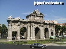 [P19] Puerta de Alcala - Madrid » foto by yuly68*
 - 
<span class="allrVoted glyphicon glyphicon-heart hidden" id="av389096"></span>
<a class="m-l-10 hidden" id="sv389096" onclick="voting_Foto_DelVot(,389096,2442)" role="button">șterge vot <span class="glyphicon glyphicon-remove"></span></a>
<a id="v9389096" class=" c-red"  onclick="voting_Foto_SetVot(389096)" role="button"><span class="glyphicon glyphicon-heart-empty"></span> <b>LIKE</b> = Votează poza</a> <img class="hidden"  id="f389096W9" src="/imagini/loader.gif" border="0" /><span class="AjErrMes hidden" id="e389096ErM"></span>