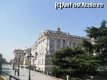 [P08] Palatul Regal - Madrid » foto by yuly68*
 - 
<span class="allrVoted glyphicon glyphicon-heart hidden" id="av389084"></span>
<a class="m-l-10 hidden" id="sv389084" onclick="voting_Foto_DelVot(,389084,2442)" role="button">șterge vot <span class="glyphicon glyphicon-remove"></span></a>
<a id="v9389084" class=" c-red"  onclick="voting_Foto_SetVot(389084)" role="button"><span class="glyphicon glyphicon-heart-empty"></span> <b>LIKE</b> = Votează poza</a> <img class="hidden"  id="f389084W9" src="/imagini/loader.gif" border="0" /><span class="AjErrMes hidden" id="e389084ErM"></span>