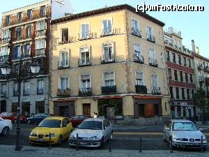 [P38] Barrio la Latina - » foto by mireille
 - 
<span class="allrVoted glyphicon glyphicon-heart hidden" id="av684091"></span>
<a class="m-l-10 hidden" id="sv684091" onclick="voting_Foto_DelVot(,684091,2442)" role="button">șterge vot <span class="glyphicon glyphicon-remove"></span></a>
<a id="v9684091" class=" c-red"  onclick="voting_Foto_SetVot(684091)" role="button"><span class="glyphicon glyphicon-heart-empty"></span> <b>LIKE</b> = Votează poza</a> <img class="hidden"  id="f684091W9" src="/imagini/loader.gif" border="0" /><span class="AjErrMes hidden" id="e684091ErM"></span>