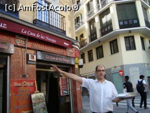 [P15] Barul Santa Cruz din Plaza Cascarro, unde am fugit de melcii din farfurie, ce pluteau intr-un sos scarbos, pe masa unui client » foto by mireille
 - 
<span class="allrVoted glyphicon glyphicon-heart hidden" id="av712635"></span>
<a class="m-l-10 hidden" id="sv712635" onclick="voting_Foto_DelVot(,712635,2442)" role="button">șterge vot <span class="glyphicon glyphicon-remove"></span></a>
<a id="v9712635" class=" c-red"  onclick="voting_Foto_SetVot(712635)" role="button"><span class="glyphicon glyphicon-heart-empty"></span> <b>LIKE</b> = Votează poza</a> <img class="hidden"  id="f712635W9" src="/imagini/loader.gif" border="0" /><span class="AjErrMes hidden" id="e712635ErM"></span>