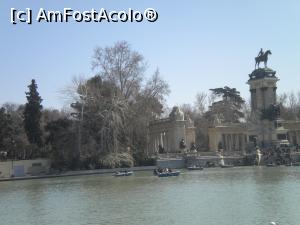 [P09] Parque del Retiro » foto by didona_stelea
 - 
<span class="allrVoted glyphicon glyphicon-heart hidden" id="av726075"></span>
<a class="m-l-10 hidden" id="sv726075" onclick="voting_Foto_DelVot(,726075,2442)" role="button">șterge vot <span class="glyphicon glyphicon-remove"></span></a>
<a id="v9726075" class=" c-red"  onclick="voting_Foto_SetVot(726075)" role="button"><span class="glyphicon glyphicon-heart-empty"></span> <b>LIKE</b> = Votează poza</a> <img class="hidden"  id="f726075W9" src="/imagini/loader.gif" border="0" /><span class="AjErrMes hidden" id="e726075ErM"></span>