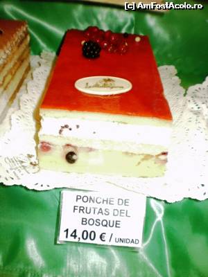 [P16] Mercado de San Miguel.  » foto by melena
 - 
<span class="allrVoted glyphicon glyphicon-heart hidden" id="av682166"></span>
<a class="m-l-10 hidden" id="sv682166" onclick="voting_Foto_DelVot(,682166,2442)" role="button">șterge vot <span class="glyphicon glyphicon-remove"></span></a>
<a id="v9682166" class=" c-red"  onclick="voting_Foto_SetVot(682166)" role="button"><span class="glyphicon glyphicon-heart-empty"></span> <b>LIKE</b> = Votează poza</a> <img class="hidden"  id="f682166W9" src="/imagini/loader.gif" border="0" /><span class="AjErrMes hidden" id="e682166ErM"></span>