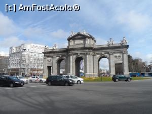 [P03] Puerta de Alcala » foto by marimag
 - 
<span class="allrVoted glyphicon glyphicon-heart hidden" id="av853123"></span>
<a class="m-l-10 hidden" id="sv853123" onclick="voting_Foto_DelVot(,853123,2442)" role="button">șterge vot <span class="glyphicon glyphicon-remove"></span></a>
<a id="v9853123" class=" c-red"  onclick="voting_Foto_SetVot(853123)" role="button"><span class="glyphicon glyphicon-heart-empty"></span> <b>LIKE</b> = Votează poza</a> <img class="hidden"  id="f853123W9" src="/imagini/loader.gif" border="0" /><span class="AjErrMes hidden" id="e853123ErM"></span>