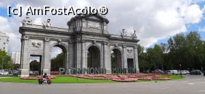 [P04] Puerta de Alcalá » foto by irinad
 - 
<span class="allrVoted glyphicon glyphicon-heart hidden" id="av1277682"></span>
<a class="m-l-10 hidden" id="sv1277682" onclick="voting_Foto_DelVot(,1277682,2442)" role="button">șterge vot <span class="glyphicon glyphicon-remove"></span></a>
<a id="v91277682" class=" c-red"  onclick="voting_Foto_SetVot(1277682)" role="button"><span class="glyphicon glyphicon-heart-empty"></span> <b>LIKE</b> = Votează poza</a> <img class="hidden"  id="f1277682W9" src="/imagini/loader.gif" border="0" /><span class="AjErrMes hidden" id="e1277682ErM"></span>
