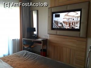 [P07] Ramada Ramnicu Valcea. Camera dubla cu pat matrimonial si balcon. » foto by Floria
 - 
<span class="allrVoted glyphicon glyphicon-heart hidden" id="av1327491"></span>
<a class="m-l-10 hidden" id="sv1327491" onclick="voting_Foto_DelVot(,1327491,2462)" role="button">șterge vot <span class="glyphicon glyphicon-remove"></span></a>
<a id="v91327491" class=" c-red"  onclick="voting_Foto_SetVot(1327491)" role="button"><span class="glyphicon glyphicon-heart-empty"></span> <b>LIKE</b> = Votează poza</a> <img class="hidden"  id="f1327491W9" src="/imagini/loader.gif" border="0" /><span class="AjErrMes hidden" id="e1327491ErM"></span>