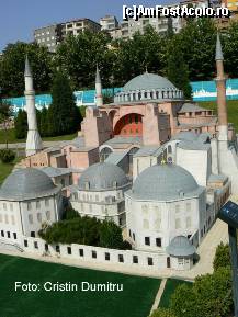 [P23] Miniaturk Park, Istanbul » foto by cristinadumitru*
 - 
<span class="allrVoted glyphicon glyphicon-heart hidden" id="av21542"></span>
<a class="m-l-10 hidden" id="sv21542" onclick="voting_Foto_DelVot(,21542,2468)" role="button">șterge vot <span class="glyphicon glyphicon-remove"></span></a>
<a id="v921542" class=" c-red"  onclick="voting_Foto_SetVot(21542)" role="button"><span class="glyphicon glyphicon-heart-empty"></span> <b>LIKE</b> = Votează poza</a> <img class="hidden"  id="f21542W9" src="/imagini/loader.gif" border="0" /><span class="AjErrMes hidden" id="e21542ErM"></span>