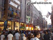 [P16] cel mai important bulevard comercial di taksim square » foto by lidiadanaila
 - 
<span class="allrVoted glyphicon glyphicon-heart hidden" id="av252669"></span>
<a class="m-l-10 hidden" id="sv252669" onclick="voting_Foto_DelVot(,252669,2468)" role="button">șterge vot <span class="glyphicon glyphicon-remove"></span></a>
<a id="v9252669" class=" c-red"  onclick="voting_Foto_SetVot(252669)" role="button"><span class="glyphicon glyphicon-heart-empty"></span> <b>LIKE</b> = Votează poza</a> <img class="hidden"  id="f252669W9" src="/imagini/loader.gif" border="0" /><span class="AjErrMes hidden" id="e252669ErM"></span>