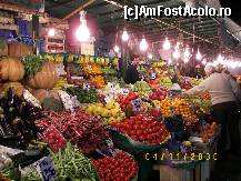 [P12] Zona de fructe din bazarul din Uskudar din Istanbul. » foto by bose
 - 
<span class="allrVoted glyphicon glyphicon-heart hidden" id="av141628"></span>
<a class="m-l-10 hidden" id="sv141628" onclick="voting_Foto_DelVot(,141628,2468)" role="button">șterge vot <span class="glyphicon glyphicon-remove"></span></a>
<a id="v9141628" class=" c-red"  onclick="voting_Foto_SetVot(141628)" role="button"><span class="glyphicon glyphicon-heart-empty"></span> <b>LIKE</b> = Votează poza</a> <img class="hidden"  id="f141628W9" src="/imagini/loader.gif" border="0" /><span class="AjErrMes hidden" id="e141628ErM"></span>