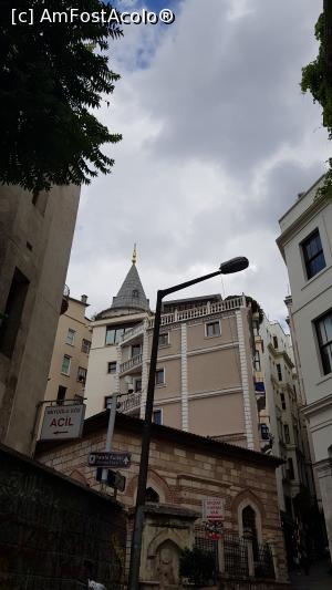 [P07] Galata Tower vazut cumva de la Kamondo Stairs » foto by PovesteaYT
 - 
<span class="allrVoted glyphicon glyphicon-heart hidden" id="av1296886"></span>
<a class="m-l-10 hidden" id="sv1296886" onclick="voting_Foto_DelVot(,1296886,2468)" role="button">șterge vot <span class="glyphicon glyphicon-remove"></span></a>
<a id="v91296886" class=" c-red"  onclick="voting_Foto_SetVot(1296886)" role="button"><span class="glyphicon glyphicon-heart-empty"></span> <b>LIKE</b> = Votează poza</a> <img class="hidden"  id="f1296886W9" src="/imagini/loader.gif" border="0" /><span class="AjErrMes hidden" id="e1296886ErM"></span>