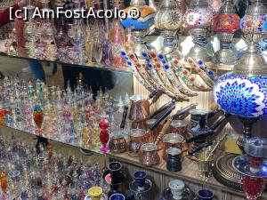 [P47] Sticlărie din bazar. » foto by Dănuț.Albu
 - 
<span class="allrVoted glyphicon glyphicon-heart hidden" id="av1372726"></span>
<a class="m-l-10 hidden" id="sv1372726" onclick="voting_Foto_DelVot(,1372726,2468)" role="button">șterge vot <span class="glyphicon glyphicon-remove"></span></a>
<a id="v91372726" class=" c-red"  onclick="voting_Foto_SetVot(1372726)" role="button"><span class="glyphicon glyphicon-heart-empty"></span> <b>LIKE</b> = Votează poza</a> <img class="hidden"  id="f1372726W9" src="/imagini/loader.gif" border="0" /><span class="AjErrMes hidden" id="e1372726ErM"></span>