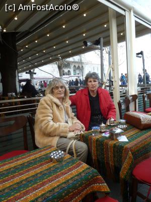 [P15] Cafenea in zona Eminonu » foto by maria55 †
 - 
<span class="allrVoted glyphicon glyphicon-heart hidden" id="av717695"></span>
<a class="m-l-10 hidden" id="sv717695" onclick="voting_Foto_DelVot(,717695,2468)" role="button">șterge vot <span class="glyphicon glyphicon-remove"></span></a>
<a id="v9717695" class=" c-red"  onclick="voting_Foto_SetVot(717695)" role="button"><span class="glyphicon glyphicon-heart-empty"></span> <b>LIKE</b> = Votează poza</a> <img class="hidden"  id="f717695W9" src="/imagini/loader.gif" border="0" /><span class="AjErrMes hidden" id="e717695ErM"></span>