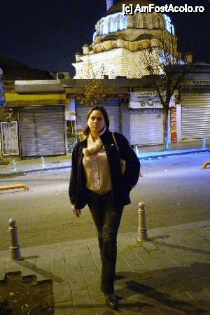 [P02] Dana, in prima seara, obosita in zona LALELI » foto by fotonicu
 - 
<span class="allrVoted glyphicon glyphicon-heart hidden" id="av394922"></span>
<a class="m-l-10 hidden" id="sv394922" onclick="voting_Foto_DelVot(,394922,2468)" role="button">șterge vot <span class="glyphicon glyphicon-remove"></span></a>
<a id="v9394922" class=" c-red"  onclick="voting_Foto_SetVot(394922)" role="button"><span class="glyphicon glyphicon-heart-empty"></span> <b>LIKE</b> = Votează poza</a> <img class="hidden"  id="f394922W9" src="/imagini/loader.gif" border="0" /><span class="AjErrMes hidden" id="e394922ErM"></span>