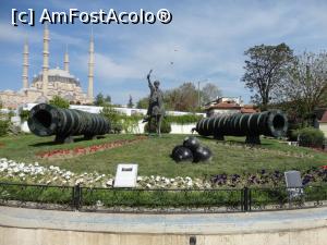 [P65] Edirne - Moscheea Selimiye » foto by titus29
 - 
<span class="allrVoted glyphicon glyphicon-heart hidden" id="av1048106"></span>
<a class="m-l-10 hidden" id="sv1048106" onclick="voting_Foto_DelVot(,1048106,2468)" role="button">șterge vot <span class="glyphicon glyphicon-remove"></span></a>
<a id="v91048106" class=" c-red"  onclick="voting_Foto_SetVot(1048106)" role="button"><span class="glyphicon glyphicon-heart-empty"></span> <b>LIKE</b> = Votează poza</a> <img class="hidden"  id="f1048106W9" src="/imagini/loader.gif" border="0" /><span class="AjErrMes hidden" id="e1048106ErM"></span>