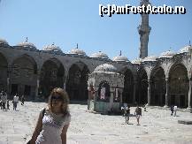 [P03] curtea interioara a Moscheii Sultanahmet » foto by ghecamelia
 - 
<span class="allrVoted glyphicon glyphicon-heart hidden" id="av121961"></span>
<a class="m-l-10 hidden" id="sv121961" onclick="voting_Foto_DelVot(,121961,2468)" role="button">șterge vot <span class="glyphicon glyphicon-remove"></span></a>
<a id="v9121961" class=" c-red"  onclick="voting_Foto_SetVot(121961)" role="button"><span class="glyphicon glyphicon-heart-empty"></span> <b>LIKE</b> = Votează poza</a> <img class="hidden"  id="f121961W9" src="/imagini/loader.gif" border="0" /><span class="AjErrMes hidden" id="e121961ErM"></span>