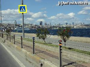 [P02] Kennedy Cadessi şi malul Mării Marmara » foto by Carmen Ion
 - 
<span class="allrVoted glyphicon glyphicon-heart hidden" id="av565521"></span>
<a class="m-l-10 hidden" id="sv565521" onclick="voting_Foto_DelVot(,565521,2468)" role="button">șterge vot <span class="glyphicon glyphicon-remove"></span></a>
<a id="v9565521" class=" c-red"  onclick="voting_Foto_SetVot(565521)" role="button"><span class="glyphicon glyphicon-heart-empty"></span> <b>LIKE</b> = Votează poza</a> <img class="hidden"  id="f565521W9" src="/imagini/loader.gif" border="0" /><span class="AjErrMes hidden" id="e565521ErM"></span>