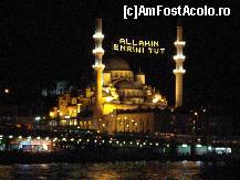 [P26] Seara este de vis in Istanbul, cand vezi moscheele luminate » foto by ileanaxperta*
 - 
<span class="allrVoted glyphicon glyphicon-heart hidden" id="av25496"></span>
<a class="m-l-10 hidden" id="sv25496" onclick="voting_Foto_DelVot(,25496,2468)" role="button">șterge vot <span class="glyphicon glyphicon-remove"></span></a>
<a id="v925496" class=" c-red"  onclick="voting_Foto_SetVot(25496)" role="button"><span class="glyphicon glyphicon-heart-empty"></span> <b>LIKE</b> = Votează poza</a> <img class="hidden"  id="f25496W9" src="/imagini/loader.gif" border="0" /><span class="AjErrMes hidden" id="e25496ErM"></span>