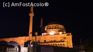 [P05] Moscheea Bodrum Mesihpasa luminată feeric.  » foto by ovidiuyepi
 - 
<span class="allrVoted glyphicon glyphicon-heart hidden" id="av749420"></span>
<a class="m-l-10 hidden" id="sv749420" onclick="voting_Foto_DelVot(,749420,2468)" role="button">șterge vot <span class="glyphicon glyphicon-remove"></span></a>
<a id="v9749420" class=" c-red"  onclick="voting_Foto_SetVot(749420)" role="button"><span class="glyphicon glyphicon-heart-empty"></span> <b>LIKE</b> = Votează poza</a> <img class="hidden"  id="f749420W9" src="/imagini/loader.gif" border="0" /><span class="AjErrMes hidden" id="e749420ErM"></span>