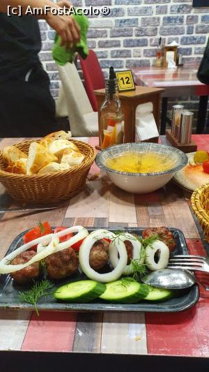 [P33] Restaurant Dasoguz-ieftin si bun » foto by michaela_1961
 - 
<span class="allrVoted glyphicon glyphicon-heart hidden" id="av1346424"></span>
<a class="m-l-10 hidden" id="sv1346424" onclick="voting_Foto_DelVot(,1346424,2468)" role="button">șterge vot <span class="glyphicon glyphicon-remove"></span></a>
<a id="v91346424" class=" c-red"  onclick="voting_Foto_SetVot(1346424)" role="button"><span class="glyphicon glyphicon-heart-empty"></span> <b>LIKE</b> = Votează poza</a> <img class="hidden"  id="f1346424W9" src="/imagini/loader.gif" border="0" /><span class="AjErrMes hidden" id="e1346424ErM"></span>