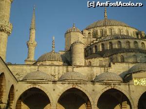 [P07] Cu fața la Moschee, fotografia reprezintă latura din stânga.  » foto by Mihai18
 - 
<span class="allrVoted glyphicon glyphicon-heart hidden" id="av649230"></span>
<a class="m-l-10 hidden" id="sv649230" onclick="voting_Foto_DelVot(,649230,2468)" role="button">șterge vot <span class="glyphicon glyphicon-remove"></span></a>
<a id="v9649230" class=" c-red"  onclick="voting_Foto_SetVot(649230)" role="button"><span class="glyphicon glyphicon-heart-empty"></span> <b>LIKE</b> = Votează poza</a> <img class="hidden"  id="f649230W9" src="/imagini/loader.gif" border="0" /><span class="AjErrMes hidden" id="e649230ErM"></span>
