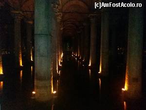 [P02] Coloanele intunecate in Basilica Cisterna (fosta rezerva de apa a orasului in vremea romanilor)  » foto by CosminZichil
 - 
<span class="allrVoted glyphicon glyphicon-heart hidden" id="av619744"></span>
<a class="m-l-10 hidden" id="sv619744" onclick="voting_Foto_DelVot(,619744,2468)" role="button">șterge vot <span class="glyphicon glyphicon-remove"></span></a>
<a id="v9619744" class=" c-red"  onclick="voting_Foto_SetVot(619744)" role="button"><span class="glyphicon glyphicon-heart-empty"></span> <b>LIKE</b> = Votează poza</a> <img class="hidden"  id="f619744W9" src="/imagini/loader.gif" border="0" /><span class="AjErrMes hidden" id="e619744ErM"></span>