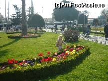 [P08] Istanbul - 'mama, inca una aici!' » foto by Maria Smeu
 - 
<span class="allrVoted glyphicon glyphicon-heart hidden" id="av65337"></span>
<a class="m-l-10 hidden" id="sv65337" onclick="voting_Foto_DelVot(,65337,2468)" role="button">șterge vot <span class="glyphicon glyphicon-remove"></span></a>
<a id="v965337" class=" c-red"  onclick="voting_Foto_SetVot(65337)" role="button"><span class="glyphicon glyphicon-heart-empty"></span> <b>LIKE</b> = Votează poza</a> <img class="hidden"  id="f65337W9" src="/imagini/loader.gif" border="0" /><span class="AjErrMes hidden" id="e65337ErM"></span>