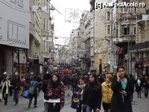 [P24] Vestita Istiklal Caddesi din Istanbul » foto by irinad
 - 
<span class="allrVoted glyphicon glyphicon-heart hidden" id="av690651"></span>
<a class="m-l-10 hidden" id="sv690651" onclick="voting_Foto_DelVot(,690651,2468)" role="button">șterge vot <span class="glyphicon glyphicon-remove"></span></a>
<a id="v9690651" class=" c-red"  onclick="voting_Foto_SetVot(690651)" role="button"><span class="glyphicon glyphicon-heart-empty"></span> <b>LIKE</b> = Votează poza</a> <img class="hidden"  id="f690651W9" src="/imagini/loader.gif" border="0" /><span class="AjErrMes hidden" id="e690651ErM"></span>