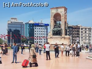 [P17] Monumentul Eroilor din Piața Taksim.  » foto by sebigeanina
 - 
<span class="allrVoted glyphicon glyphicon-heart hidden" id="av1076665"></span>
<a class="m-l-10 hidden" id="sv1076665" onclick="voting_Foto_DelVot(,1076665,2468)" role="button">șterge vot <span class="glyphicon glyphicon-remove"></span></a>
<a id="v91076665" class=" c-red"  onclick="voting_Foto_SetVot(1076665)" role="button"><span class="glyphicon glyphicon-heart-empty"></span> <b>LIKE</b> = Votează poza</a> <img class="hidden"  id="f1076665W9" src="/imagini/loader.gif" border="0" /><span class="AjErrMes hidden" id="e1076665ErM"></span>
