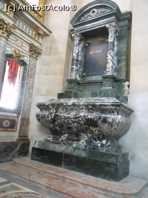 [P19] Paris - Domul Invalizilor și Muzeul Armatei » foto by iulianic
 - 
<span class="allrVoted glyphicon glyphicon-heart hidden" id="av1480051"></span>
<a class="m-l-10 hidden" id="sv1480051" onclick="voting_Foto_DelVot(,1480051,2491)" role="button">șterge vot <span class="glyphicon glyphicon-remove"></span></a>
<a id="v91480051" class=" c-red"  onclick="voting_Foto_SetVot(1480051)" role="button"><span class="glyphicon glyphicon-heart-empty"></span> <b>LIKE</b> = Votează poza</a> <img class="hidden"  id="f1480051W9" src="/imagini/loader.gif" border="0" /><span class="AjErrMes hidden" id="e1480051ErM"></span>