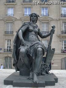 [P28] Franta - Paris - Muzeul D'Orsay - Statuia continentului America de Sud » foto by Diaura*
 - 
<span class="allrVoted glyphicon glyphicon-heart hidden" id="av212348"></span>
<a class="m-l-10 hidden" id="sv212348" onclick="voting_Foto_DelVot(,212348,2491)" role="button">șterge vot <span class="glyphicon glyphicon-remove"></span></a>
<a id="v9212348" class=" c-red"  onclick="voting_Foto_SetVot(212348)" role="button"><span class="glyphicon glyphicon-heart-empty"></span> <b>LIKE</b> = Votează poza</a> <img class="hidden"  id="f212348W9" src="/imagini/loader.gif" border="0" /><span class="AjErrMes hidden" id="e212348ErM"></span>