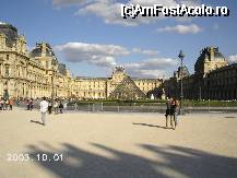 [P33x] Vedere de ansamblu din curtea Napoléon » foto by Costi
 - 
<span class="allrVoted glyphicon glyphicon-heart hidden" id="av32649"></span>
<a class="m-l-10 hidden" id="sv32649" onclick="voting_Foto_DelVot(,32649,2491)" role="button">șterge vot <span class="glyphicon glyphicon-remove"></span></a>
<a id="v932649" class=" c-red"  onclick="voting_Foto_SetVot(32649)" role="button"><span class="glyphicon glyphicon-heart-empty"></span> <b>LIKE</b> = Votează poza</a> <img class="hidden"  id="f32649W9" src="/imagini/loader.gif" border="0" /><span class="AjErrMes hidden" id="e32649ErM"></span>