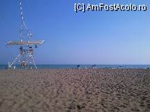 [P06] Plaja de la Lykia. Poza e facuta de pe sezlonguri, care erau destul de departe de mal. Cativa si-au carat sezlongurile la mal, dar era impotriva regulilor statiunii. » foto by extramona
 - 
<span class="allrVoted glyphicon glyphicon-heart hidden" id="av92243"></span>
<a class="m-l-10 hidden" id="sv92243" onclick="voting_Foto_DelVot(,92243,2494)" role="button">șterge vot <span class="glyphicon glyphicon-remove"></span></a>
<a id="v992243" class=" c-red"  onclick="voting_Foto_SetVot(92243)" role="button"><span class="glyphicon glyphicon-heart-empty"></span> <b>LIKE</b> = Votează poza</a> <img class="hidden"  id="f92243W9" src="/imagini/loader.gif" border="0" /><span class="AjErrMes hidden" id="e92243ErM"></span>